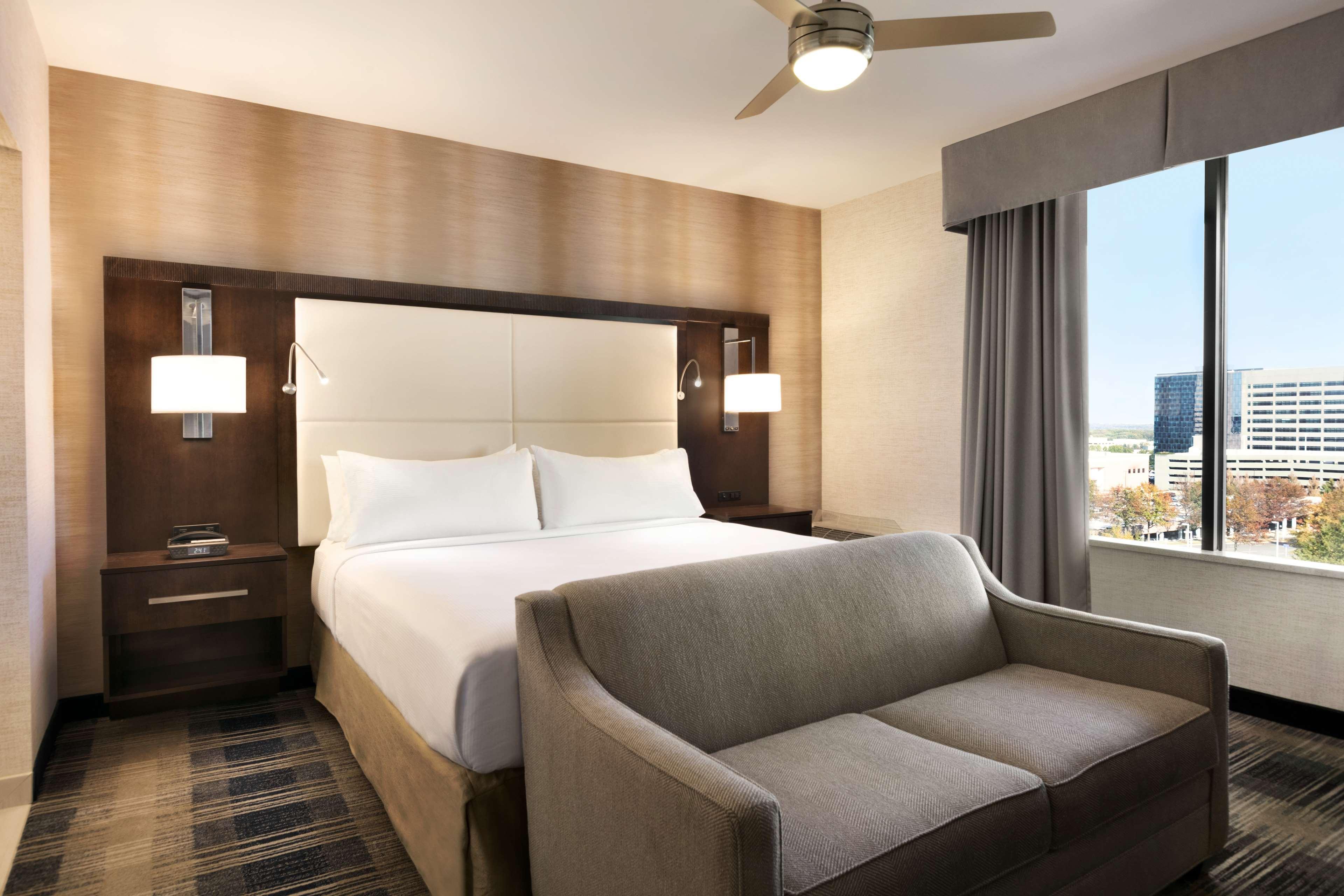 Homewood Suites By Hilton Arlington Rosslyn Key Bridge Exterior photo