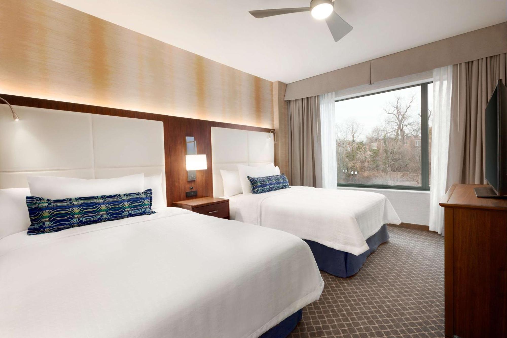 Homewood Suites By Hilton Arlington Rosslyn Key Bridge Exterior photo